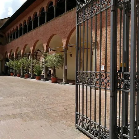 Sienahomeandsailing I Pittori Siena